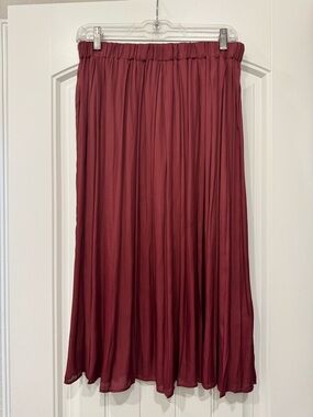 H&M Burgundy Pleated Midi Skirt Sheer